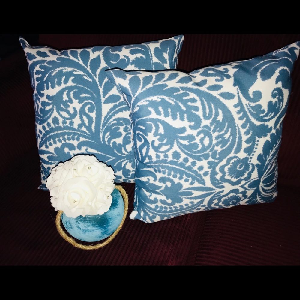 Handmade decorative pillows